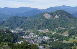岩殿山